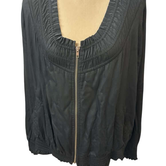 LOVE STITCH NWT  EMBROIDERED FLORAL BOMBER JACKET - Picture 5 of 9